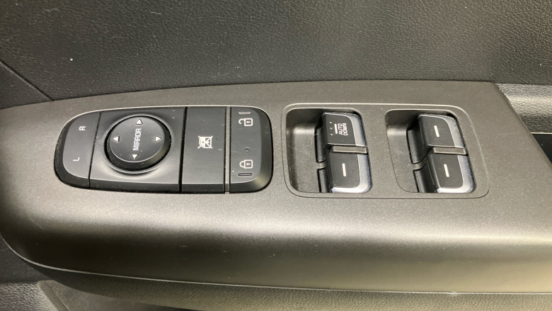 Kia Sportage 1.6 GDi 1 5dr Petrol Estate